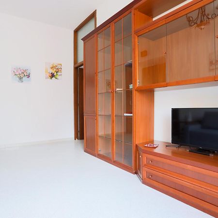 Bright Apartment Near The Sea With Parking Salerno Esterno foto