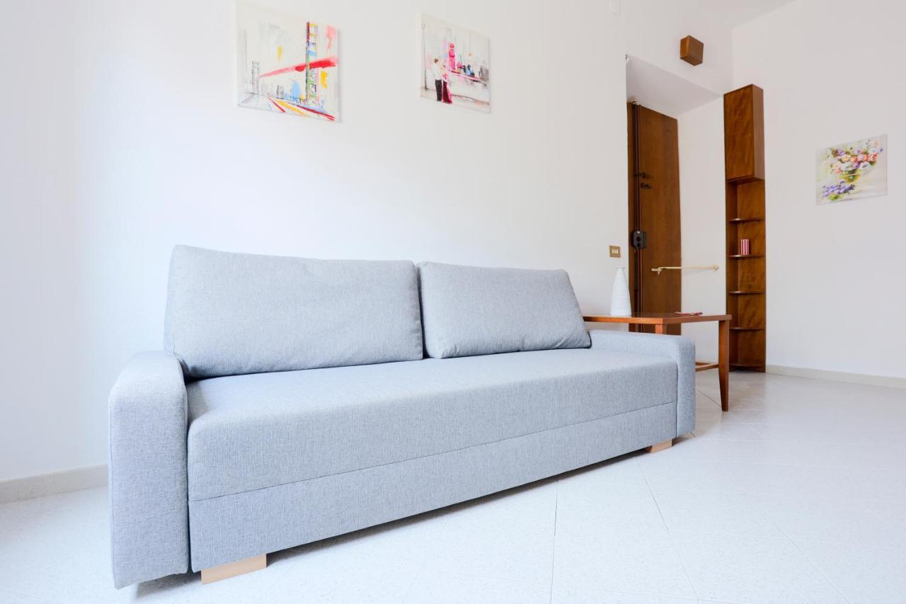 Bright Apartment Near The Sea With Parking Salerno Esterno foto